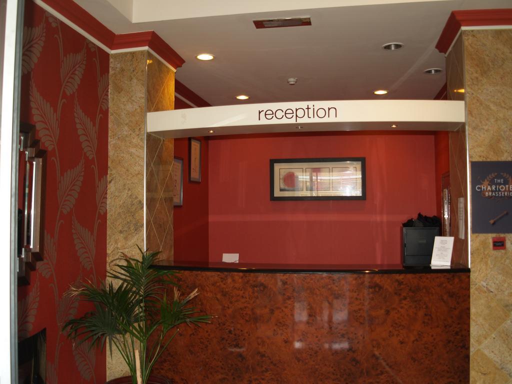 Antonine Hotel 福尔柯克 外观 照片